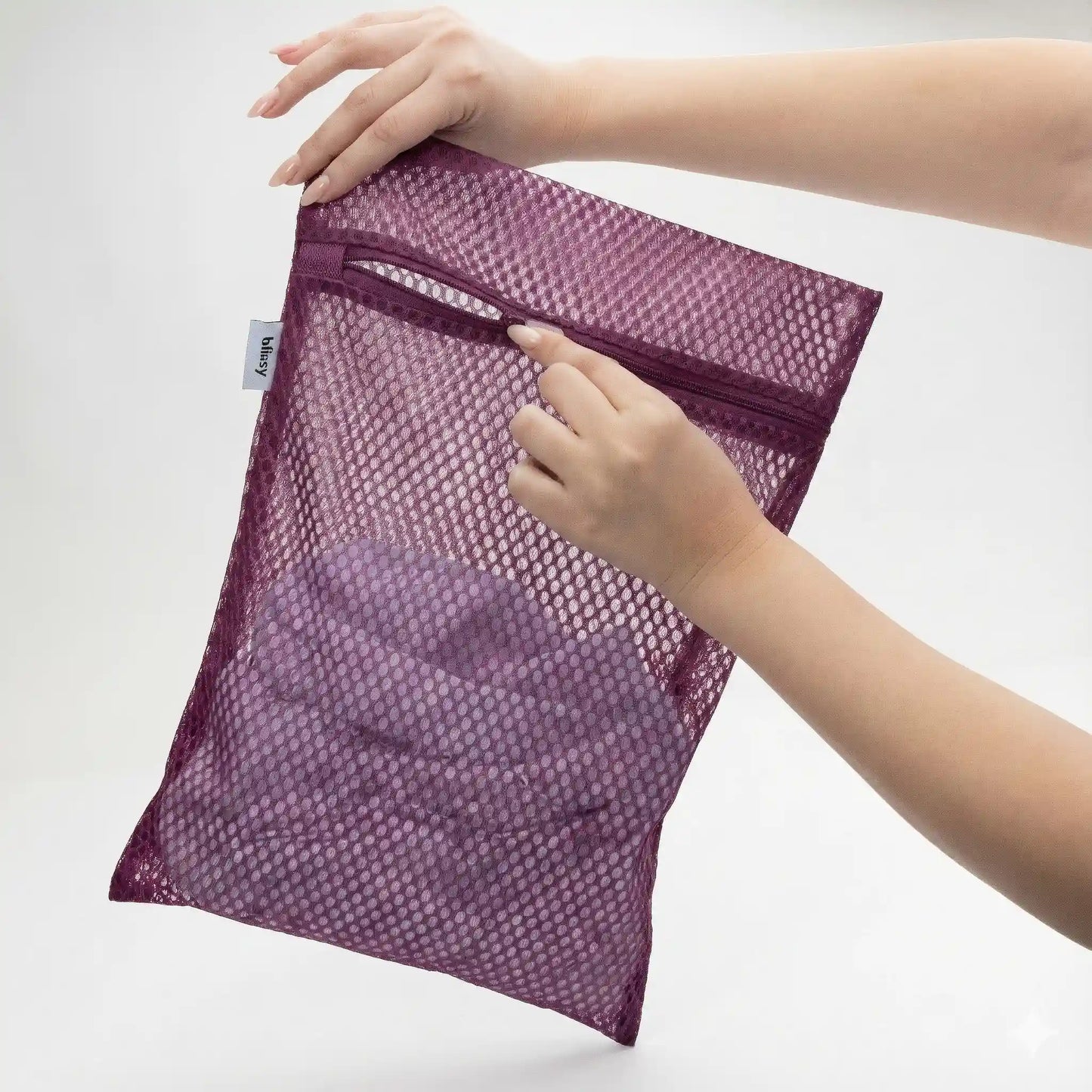 Blissy - Mesh Wash/Laundry Bags - Plum (3 pack)